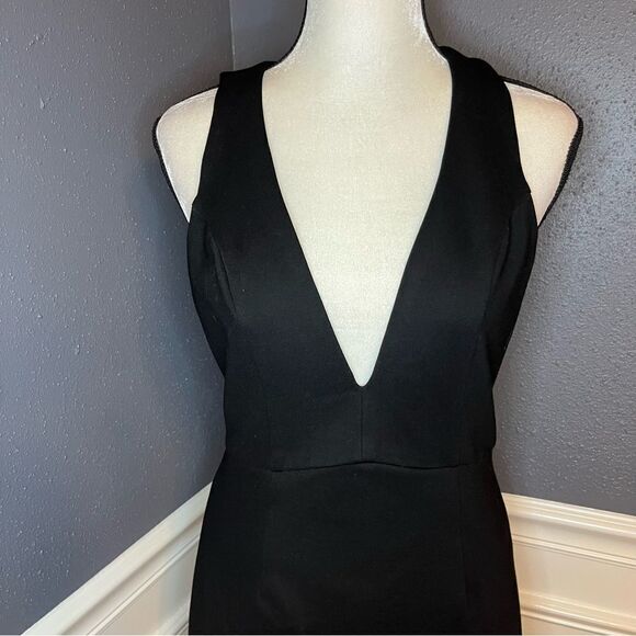 NBD x Revolve Dries Asymmetrical Body-Con Dress - Picture 7 of 13